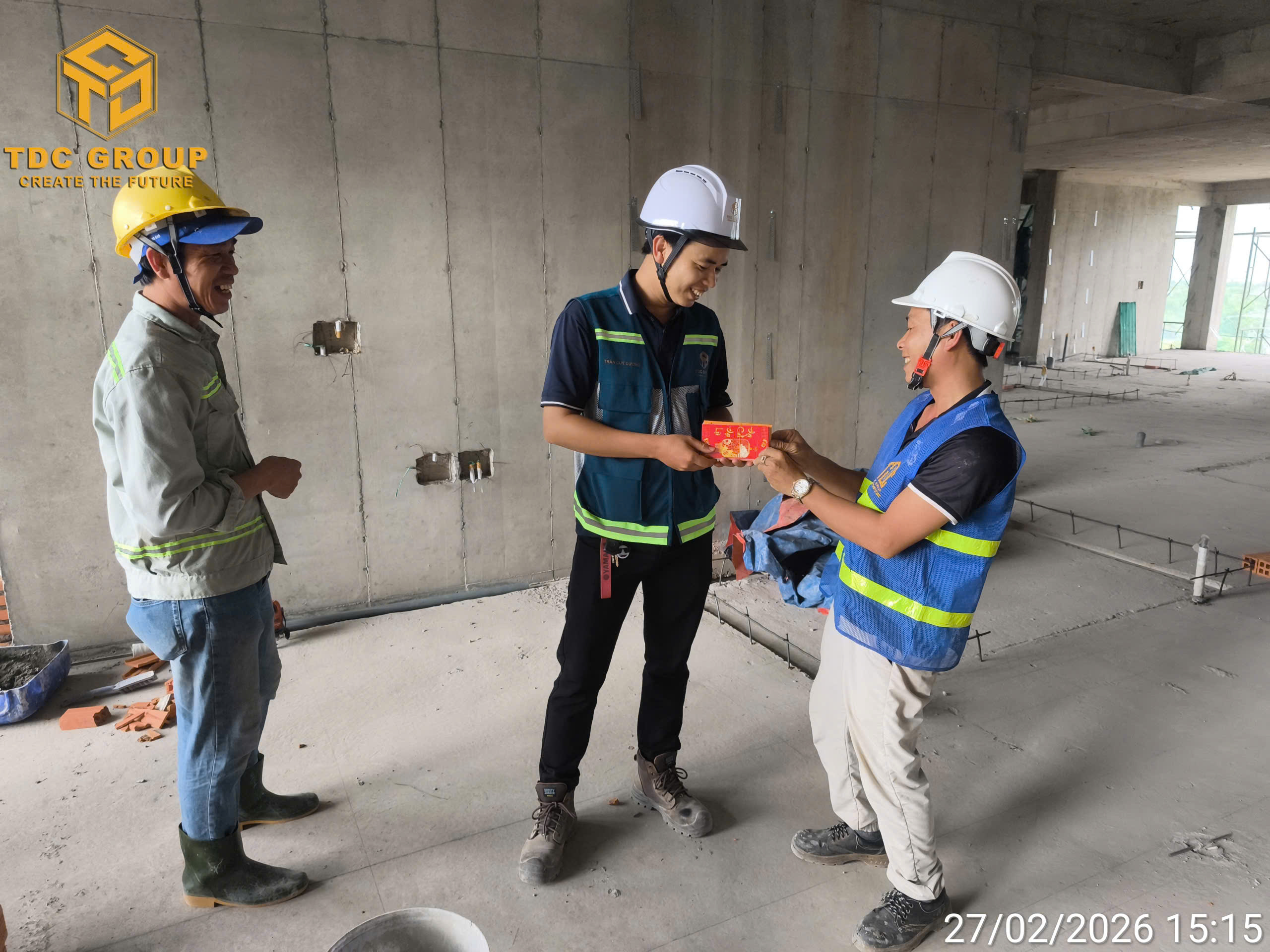 TDC GROUP TỔ CHỨC LỄ KHAI XUÂN – KHỞI ĐẦU NĂM MỚI 2026 (NGÀY 10/01 ÂM LỊCH) 9 TDC GROUP TỔ CHỨC LỄ TÂN NIÊN XUÂN – KHỞI ĐẦU NĂM MỚI 2026 (NGÀY 10/01 ÂM LỊCH)