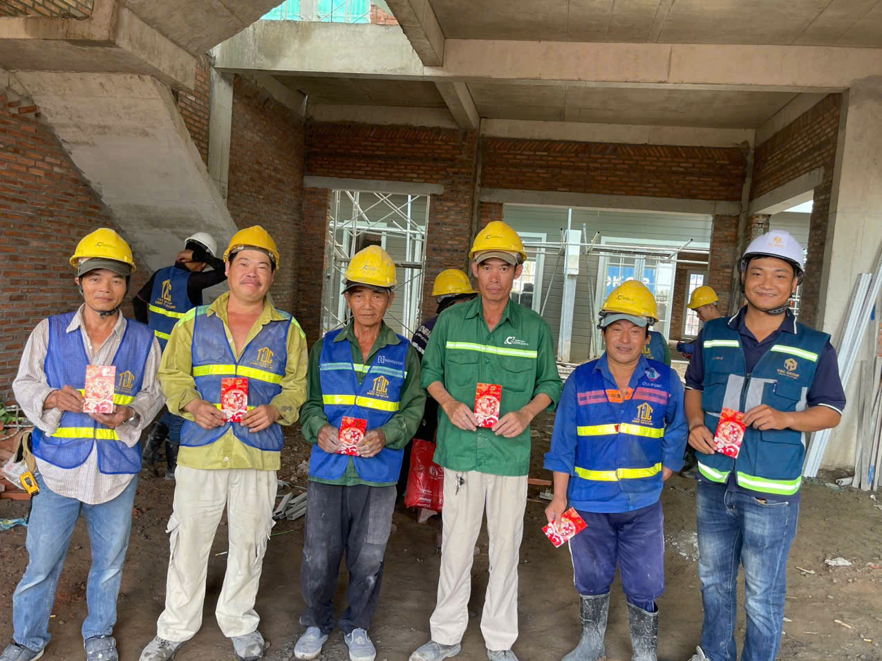 TDC GROUP TỔ CHỨC LỄ KHAI XUÂN – KHỞI ĐẦU NĂM MỚI 2026 (NGÀY 10/01 ÂM LỊCH) 12 TDC GROUP TỔ CHỨC LỄ TÂN NIÊN XUÂN – KHỞI ĐẦU NĂM MỚI 2026 (NGÀY 10/01 ÂM LỊCH)